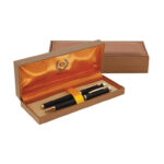 خودکار و خودنویس مدل ELLESSE از برند Iplomat بدنه مشکی ابری گیره طلایی