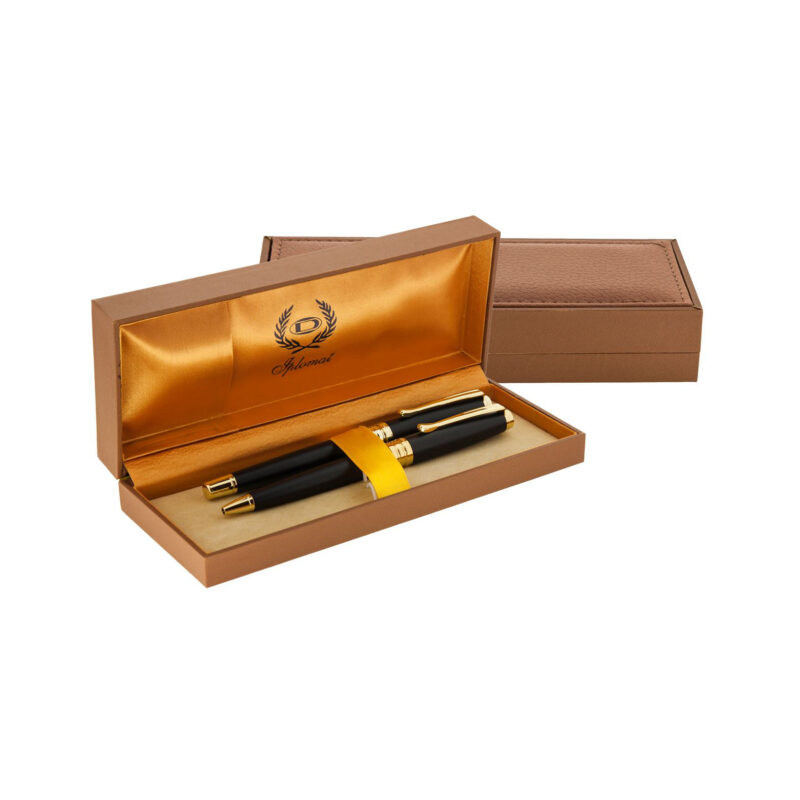 ست خودکار و روان نویس مدل ARENA از برند Iplomat بدنه مشکی مات و گیره طلایی