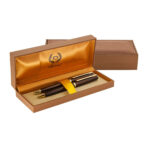 ست خودکار و خودنویس مدل MULLER از برند Iplomat بدنه قهوه ای پیچازی گیره طلایی