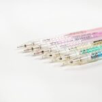 مداد نوکی یونی ish کد M5-107 بدنه شفاف دارای نوک رنگی